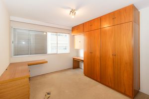 Image 8 - 868838