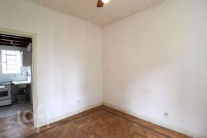 Image 8 - 868846
