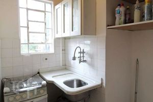 Image 6 - 868846