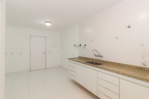 Image 29 - 868849
