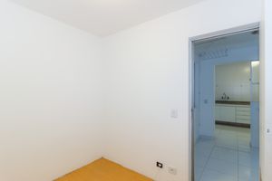 Image 32 - 868849