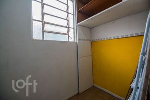 Image 14 - 868857