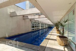 Image 11 - 868859