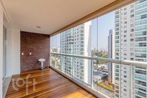 Image 8 - 868859