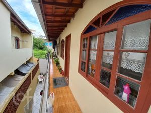 Image 5 - 868866