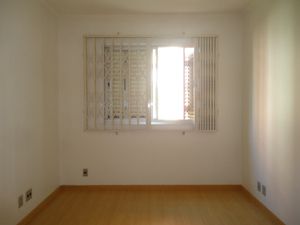 Image 1 - 868875