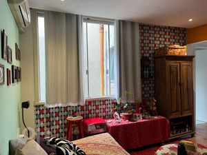 Image 11 - 868890