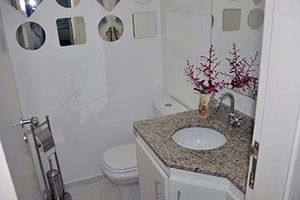 Image 7 - 868891