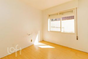 Image 91 - 868892