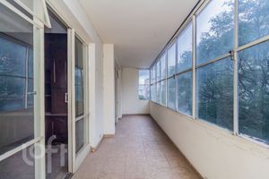 Image 8 - 868901