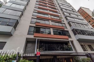Image 61 - 868901