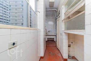 Image 45 - 868901