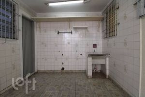 Image 25 - 868904