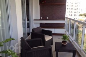 Image 6 - 868911