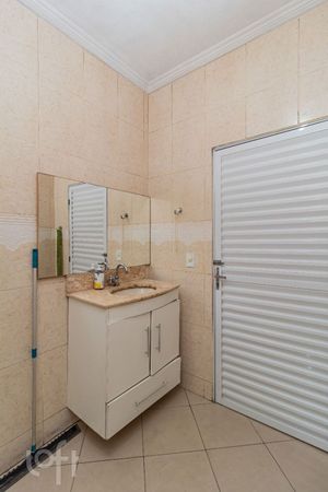 Image 8 - 868916