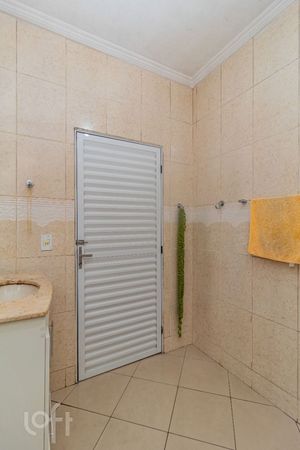 Image 9 - 868916