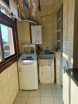 Image 9 - 868919