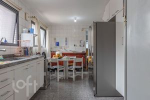 Image 8 - 868927
