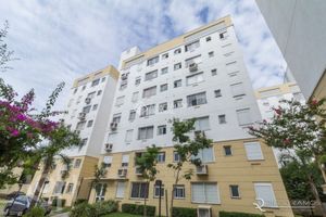 Image 62 - 868930