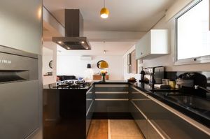 Image 9 - 868931