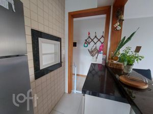 Image 6 - 868932