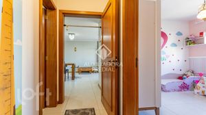 Image 8 - 868932