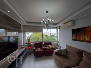 Image 17 - 868932
