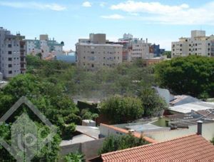 Image 28 - 868932