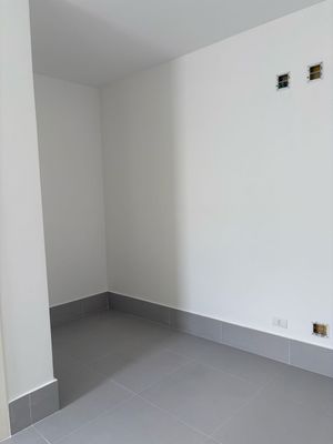 Image 9 - 868939