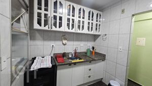 Image 5 - 868941