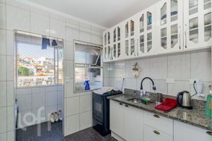 Image 17 - 868941