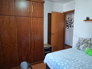 Image 7 - 868942