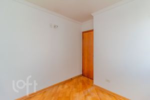 Image 18 - 868943