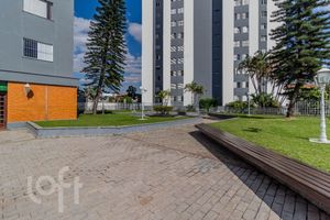 Image 49 - 868943
