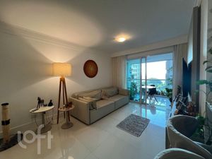 Image 1 - 868944