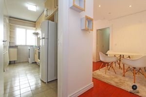 Image 4 - 868946