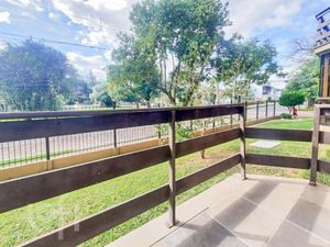Image 8 - 868947