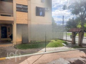Image 14 - 868947