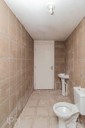 Image 16 - 868952