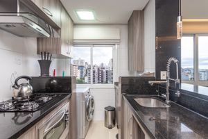 Image 8 - 868964