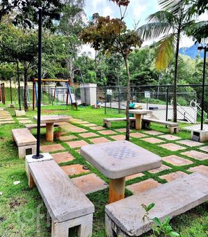 Image 7 - 868966