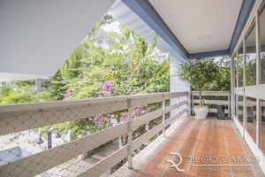 Image 3 - 868978
