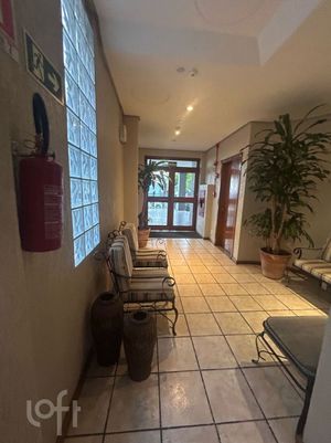 Image 5 - 868983
