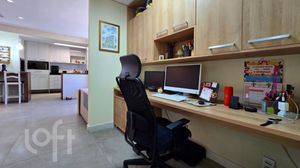 Image 33 - 868985