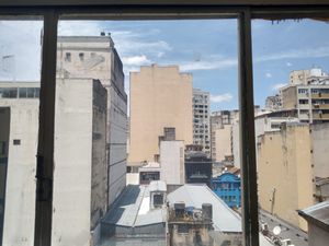 Image 6 - 868990