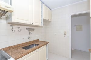 Image 16 - 868991