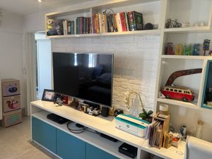 Image 9 - 868996