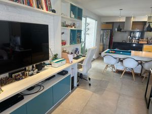 Image 10 - 868996