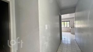 Image 14 - 869000