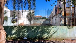 Image 4 - 869001